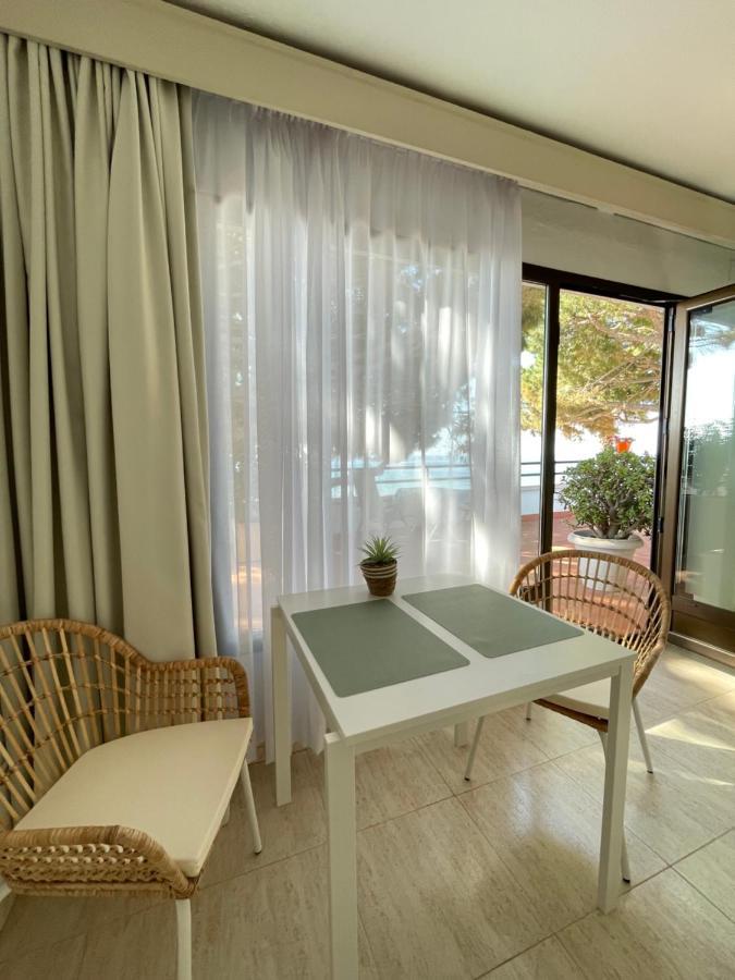 Apartamentos Haus Am Meer Cambrils Exteriör bild